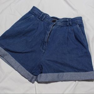 High waisted mom jean shorts!